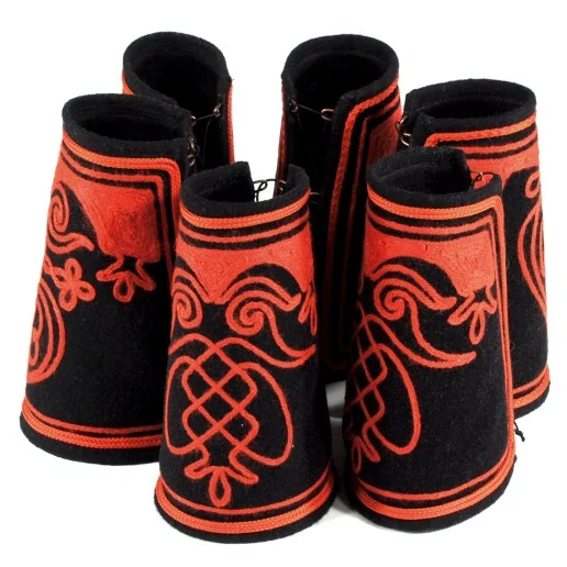 Zápestky mužský kroj