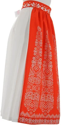 Ženský fertuch z folklórnej červenej látky s potlačou